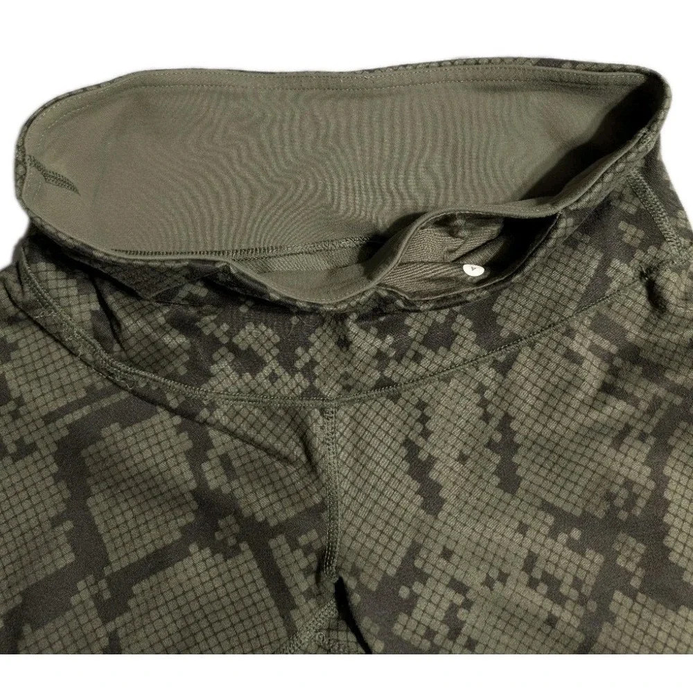 Lululemon Snakeskin Leggings Womens 4 Green‎ Python Print Cropped Yoga Pants - Picture 3 of 8